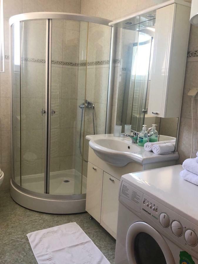 Apartment Neea Stinjan -free Parking Pula